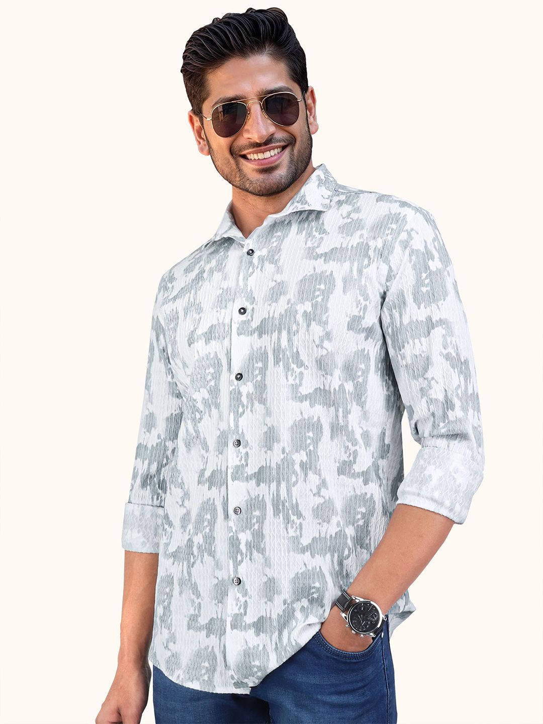 Men Regular Fit Graphic Casual Shirt - Image 3
