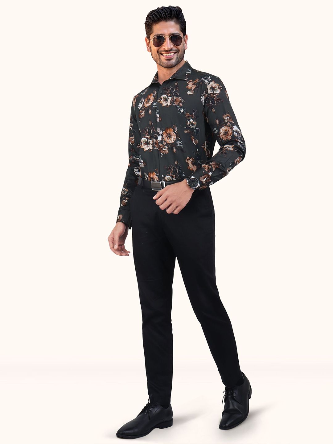 Men Slim Fit Floral Printed Spread Collar Cotton Casual Shirt