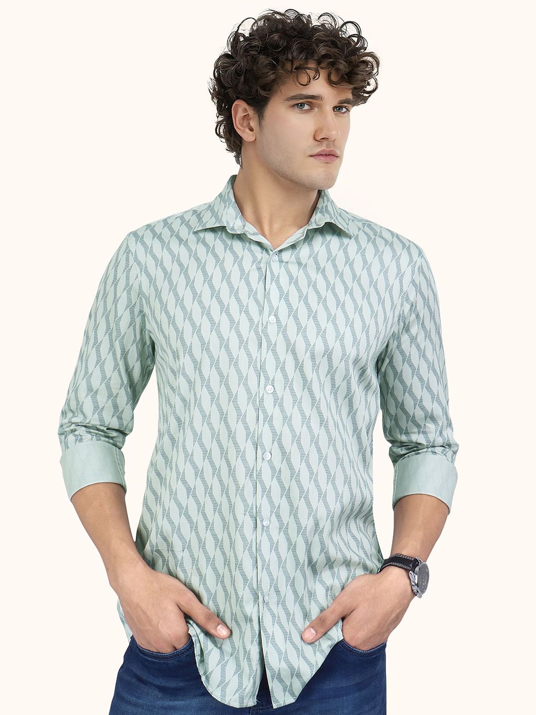 Men Slim Fit Opaque Printed Casual Shirt - Image 3
