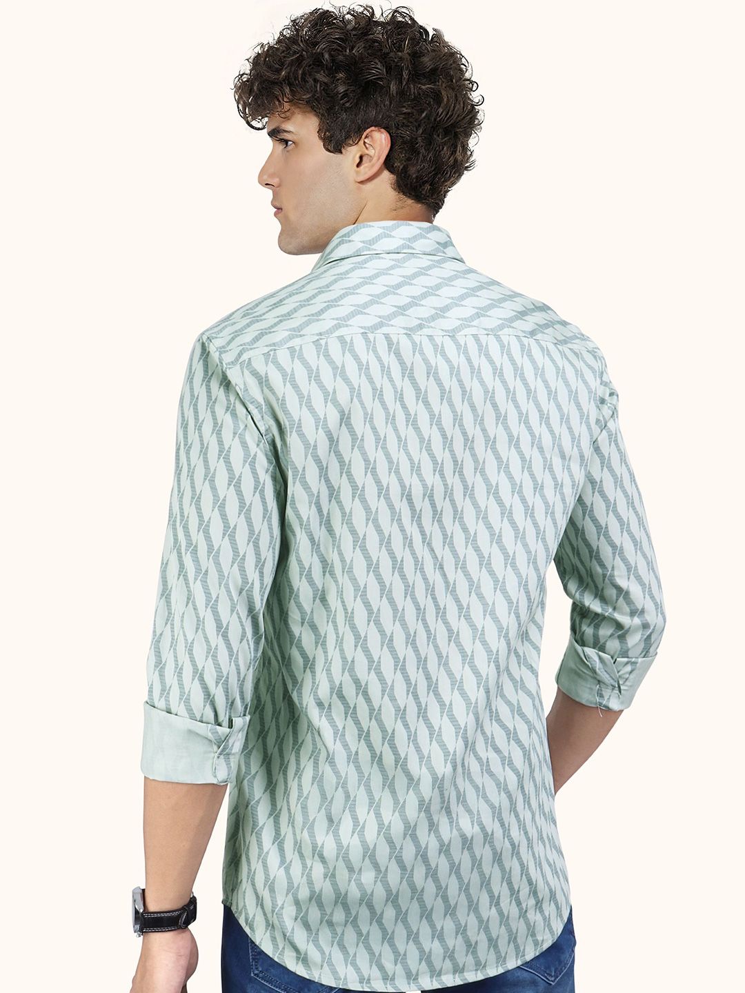 Men Slim Fit Opaque Printed Casual Shirt - Image 5