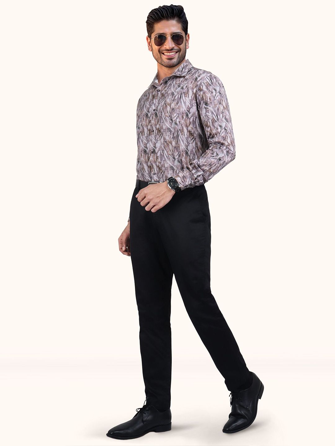 Floral Printed Spread Collar Slim Fit Cotton Shirt